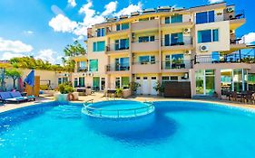 Selena Beach Hotel